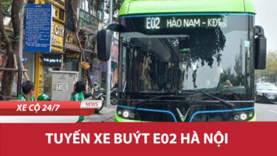 E02