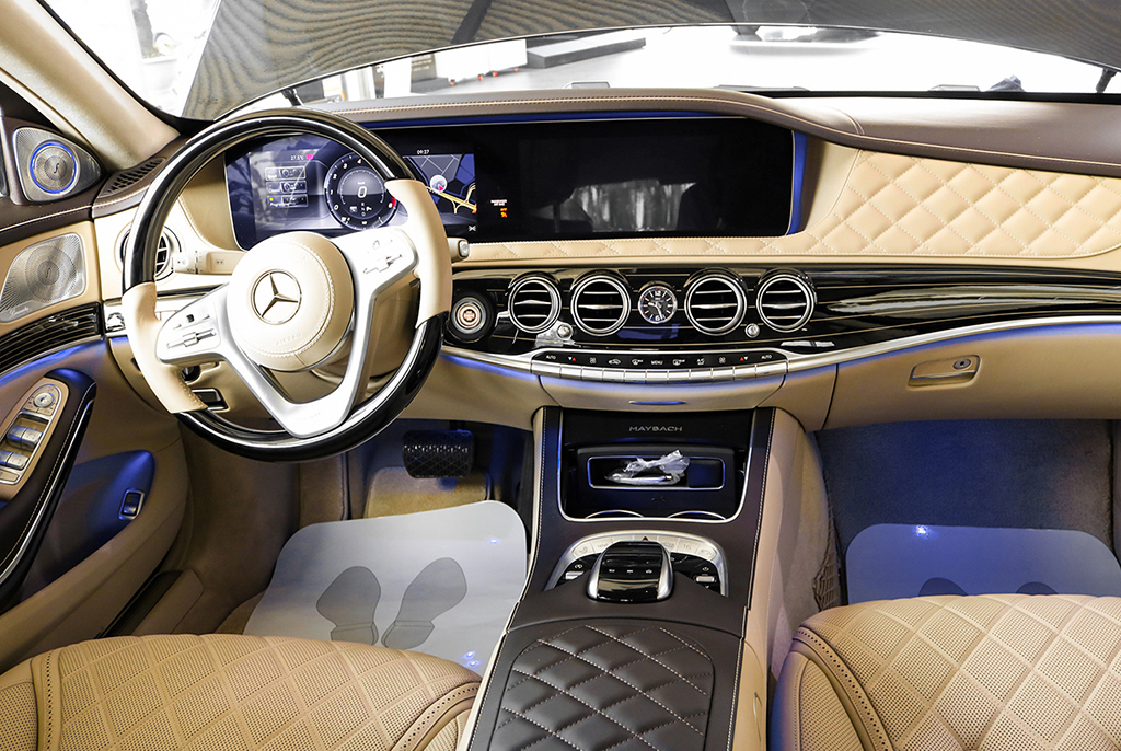 gia xe mercedes maybach s650 3