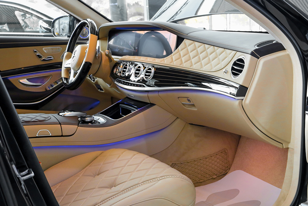 gia xe mercedes maybach s650 4