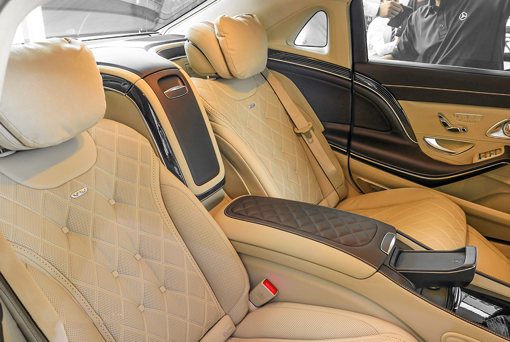 gia xe mercedes maybach s650 5