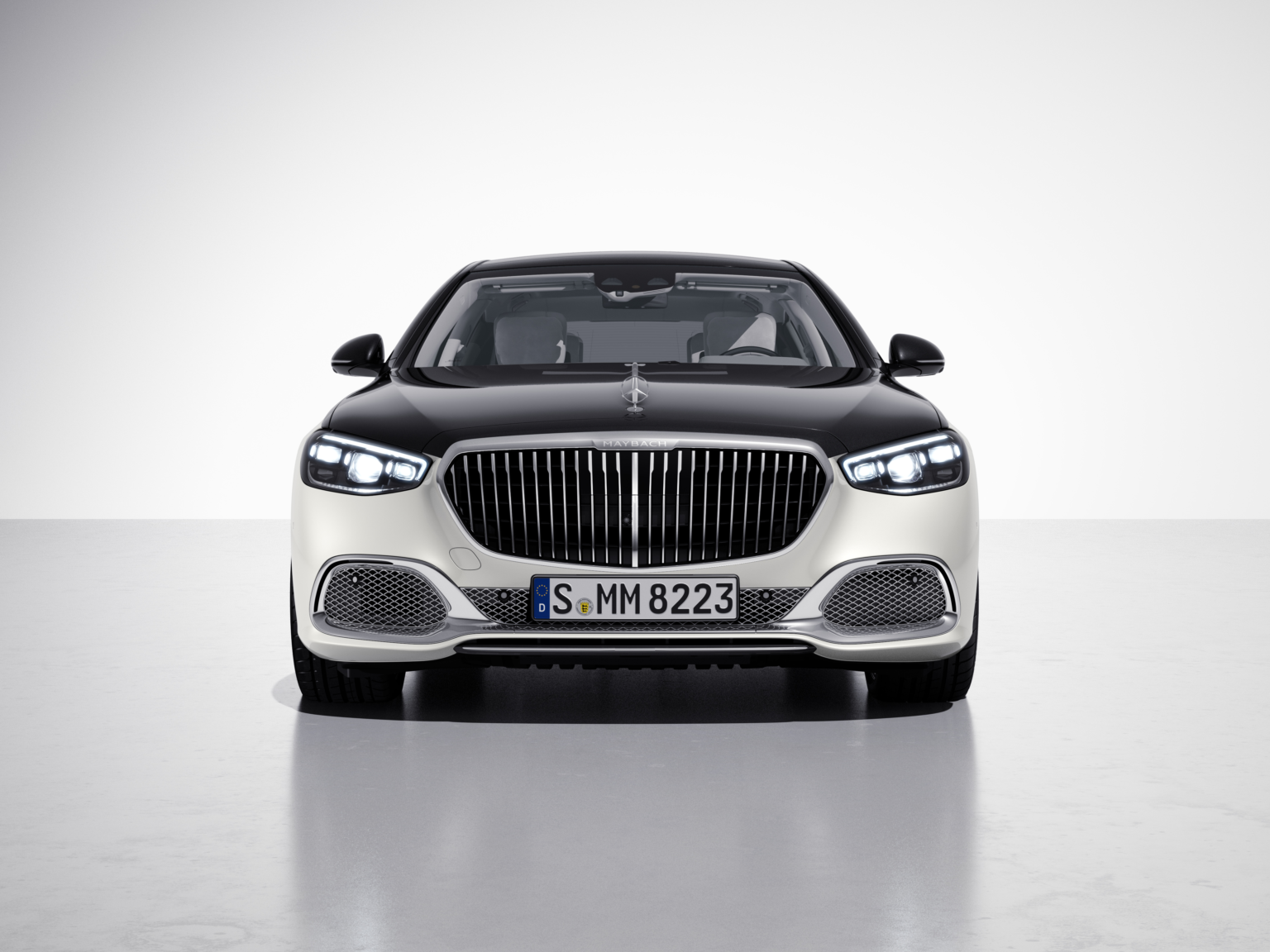 Giá xe Mercedes-Maybach S680 hôm nay 23/10/2025