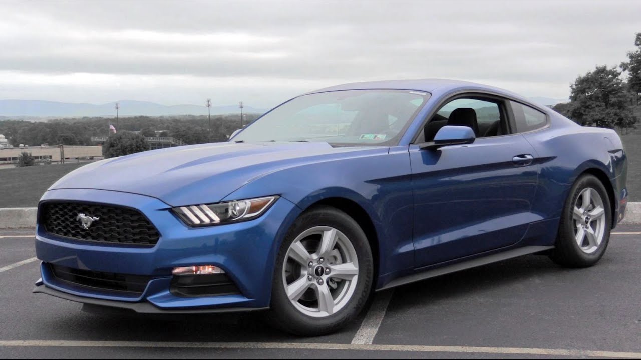 Ford Mustang V6 - biểu tượng của dòng xe thể thao cơ bắp Mỹ.