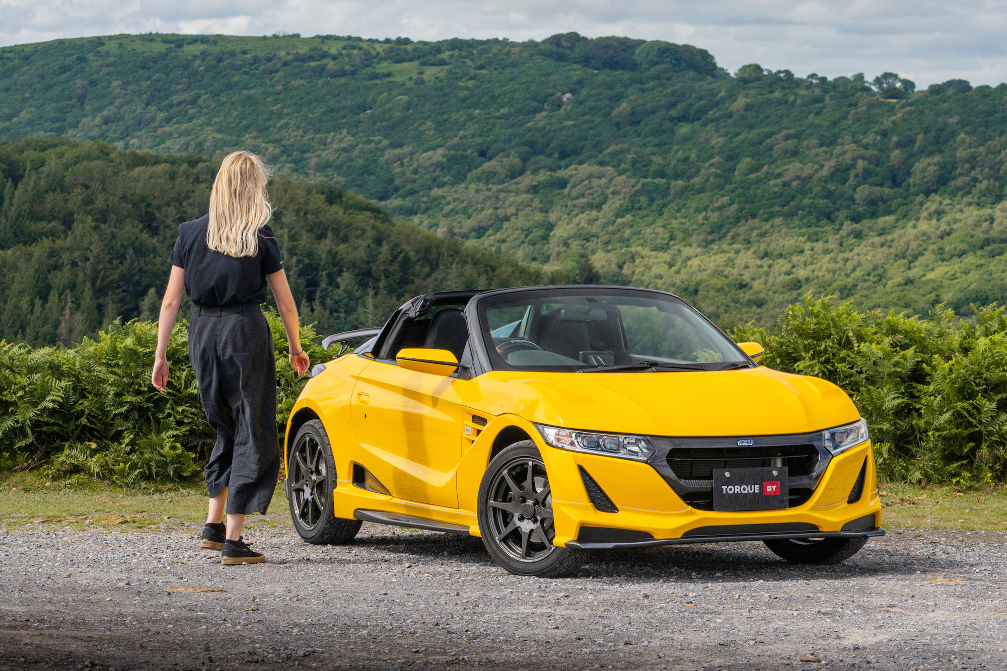 Honda S660 - Mẫu xe thể thao cỡ siêu nhỏ đến từ Nhật Bản.